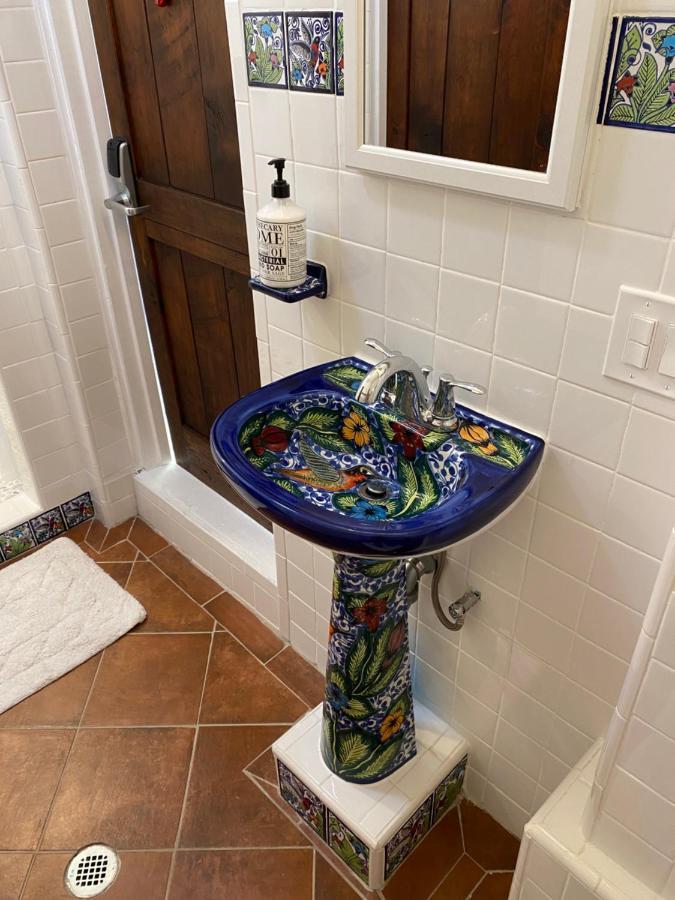Private Room W/ Private Full Bathroom & Wifi & Ac & Shared Kitchen In Лос-Анджелес Экстерьер фото